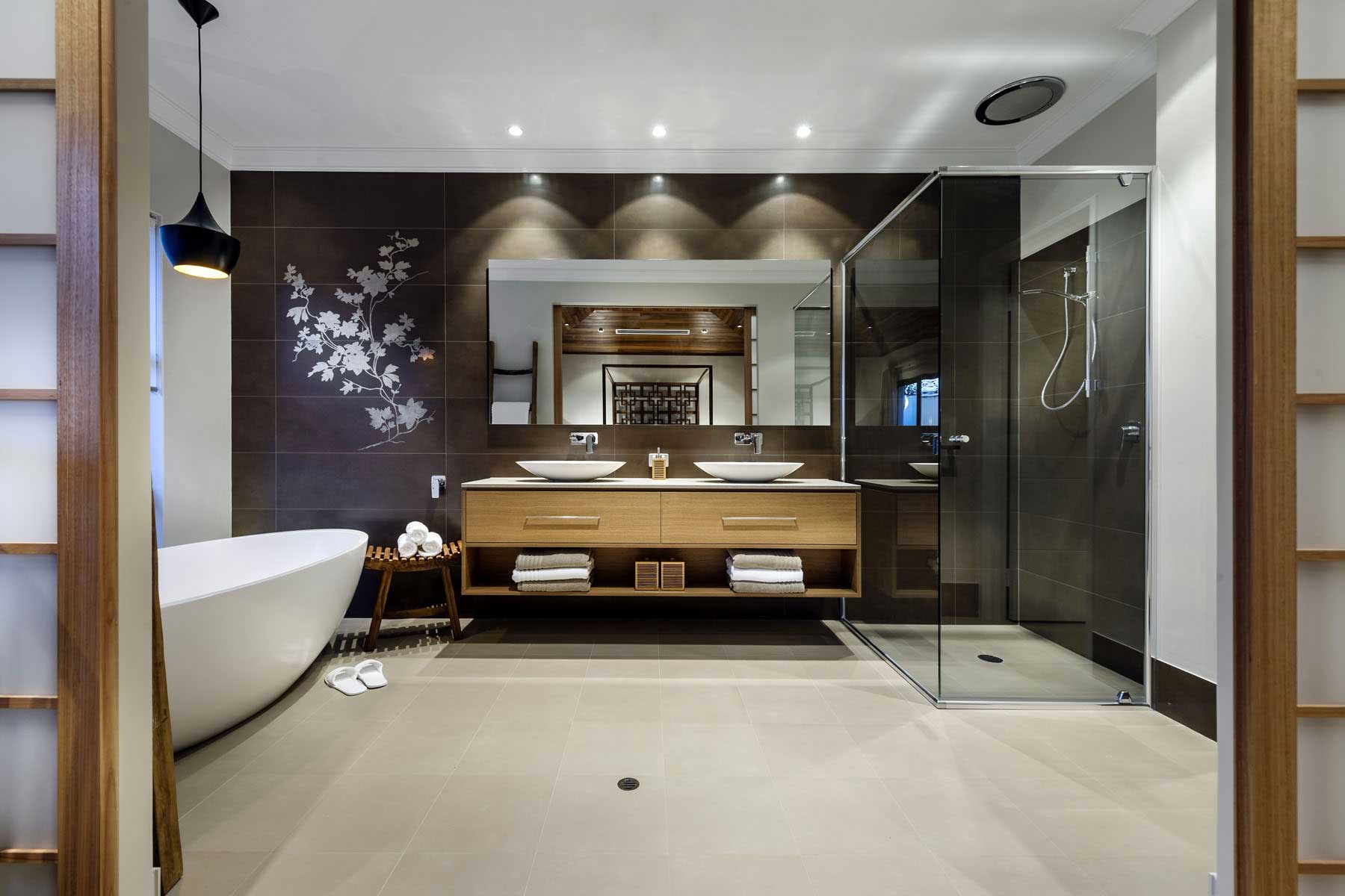 Spacious condo bathroom with Chinese floral mural decor